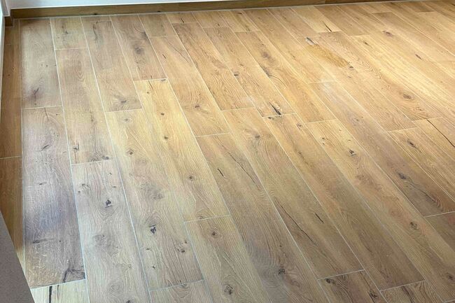 Fliesen in Holzoptik