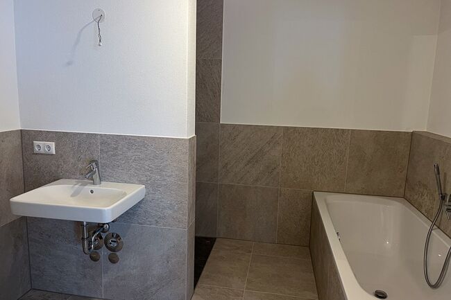 Badezimmer EG