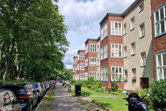 Straßenansicht 